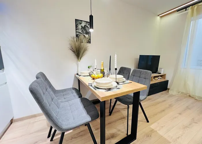 Nj Luxury Breeze Varna