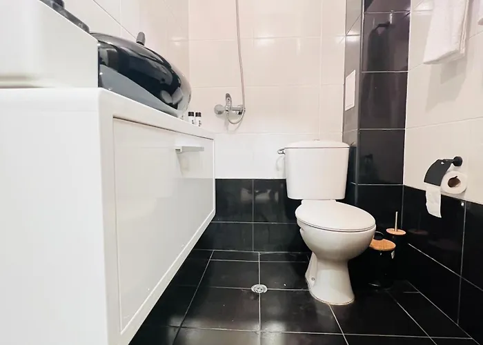 Nj Luxury Breeze Apartment